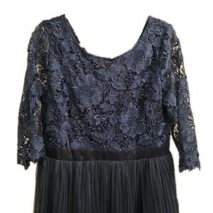 NEW Ibtom Castle Dress‎ Women 2X Navy Blue Gown Lace Top Pleated Bottom